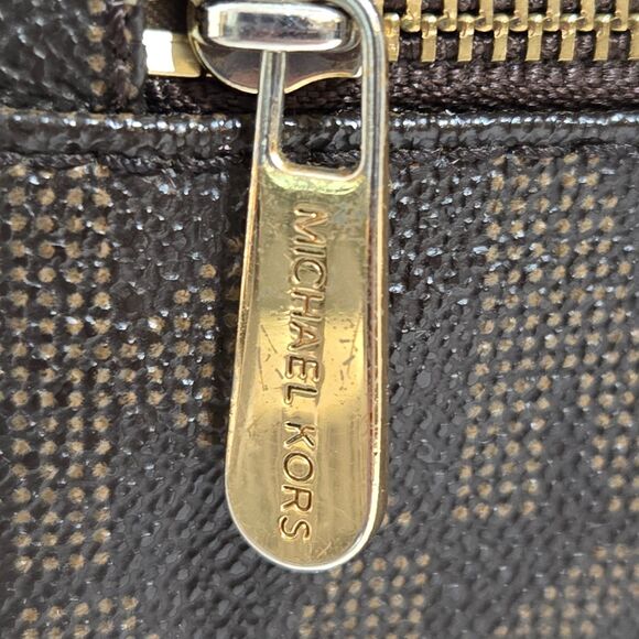 Michael Kors Signature Monogram Convertible Brown Wristlet Mini Shoulder Bag Vtg - Picture 3 of 8